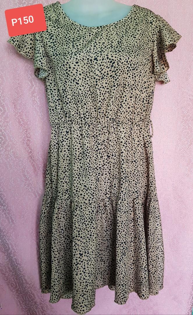 Pre love Shein Dress (Category: Dresses) located in Quezon City. Submitted by monaonly (Listing ID 1089950976, Image 1). Description: .