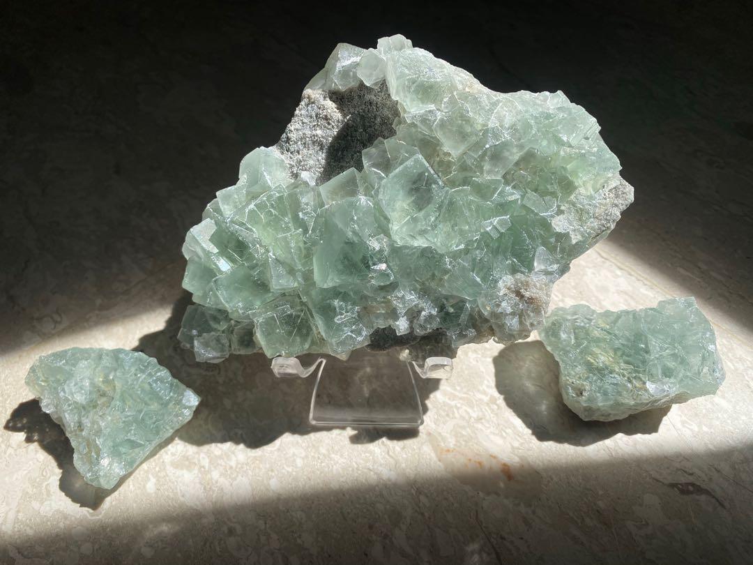 Rare Xianghualing Glassy Fluorite 香花岭萤石 Women S Fashion Jewelry Organisers Precious Stones On Carousell