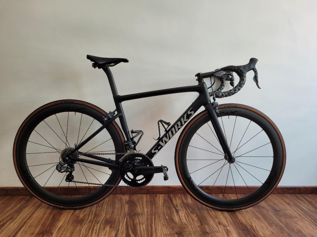 S works ultralight tarmac store