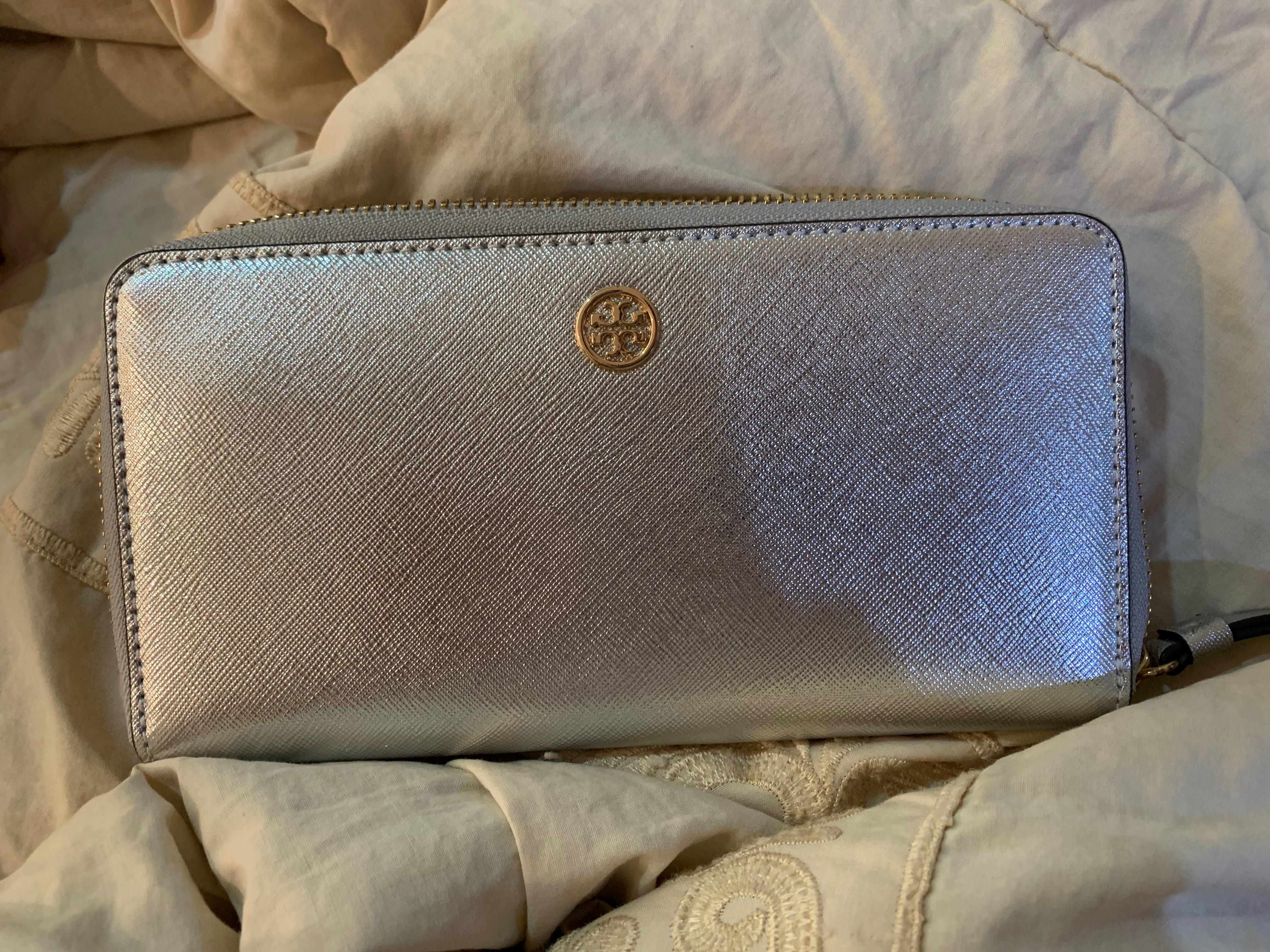 tory burch gold wallet