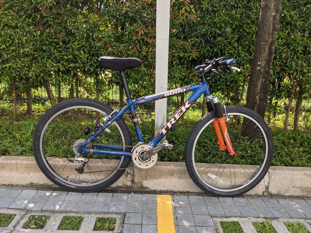 2000 trek deals 8000