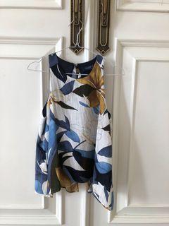 Yacht 21 Floral Top