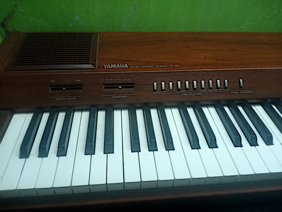 取引中】YAMAHA 電子ピアノ YP-30 【関東無料配送可能】