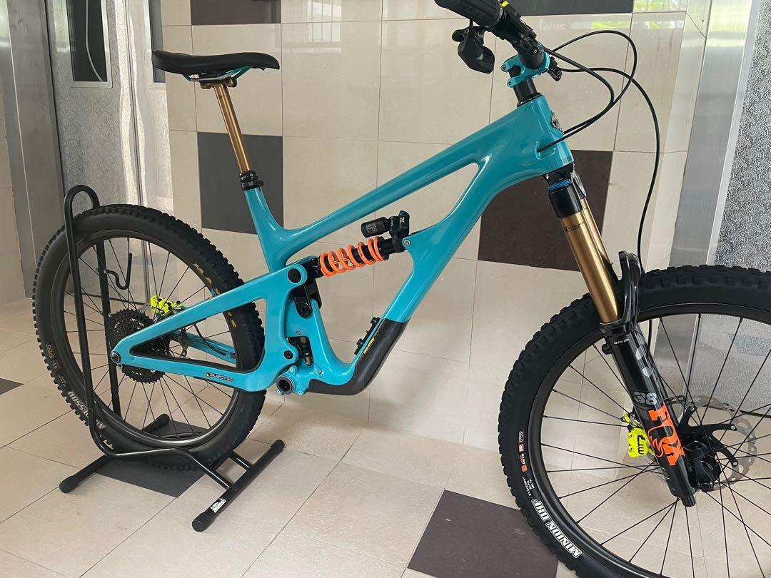 Yeti Turq Sb165 Large Sports Equipment Bicycles Parts Bicycles on Carousell