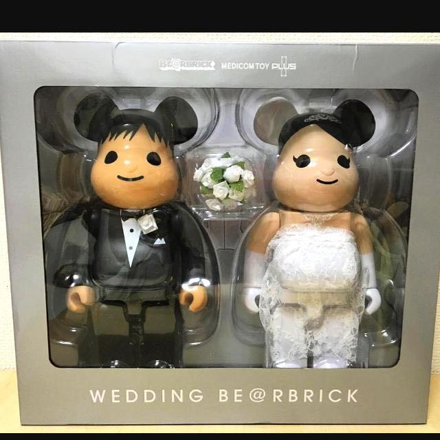 100% + 400% Medicom toy Plus Bearbrick Wedding Set Version 1 Brandnew