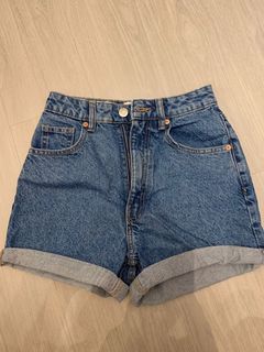(Category: ) located in . Submitted by carolding (Listing ID 1090147015, Image 1). Description: .