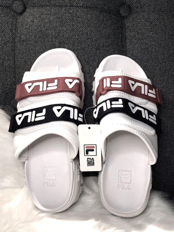 Fila sleeper top