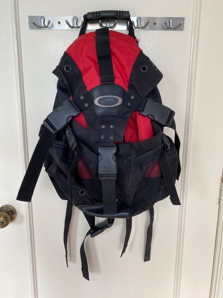 Oakley hotsell motorcycle backpack