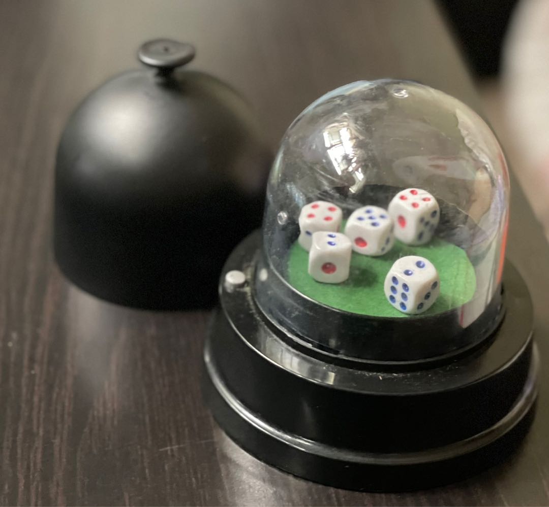 Automatic Dice roller cup, Babies & Kids, Baby Nursery & Kids Furniture