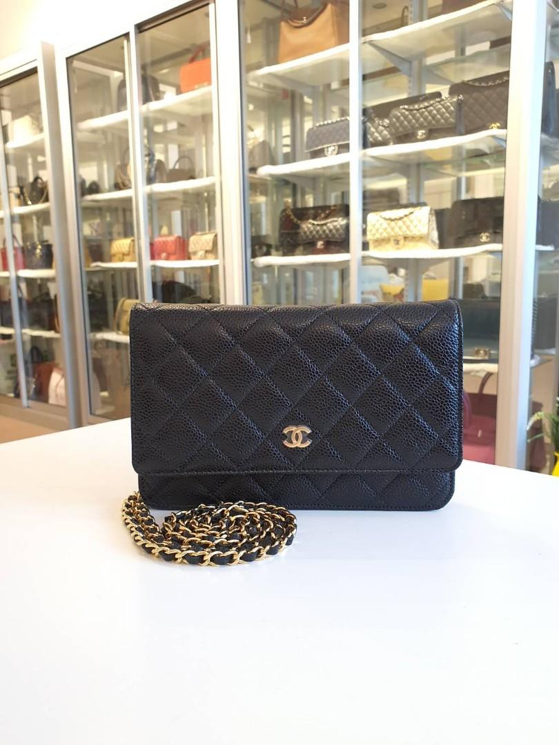 Chanel classic wallet hotsell on chain caviar