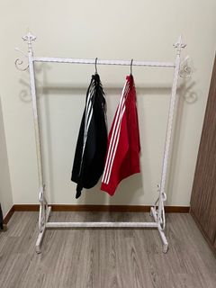 (Category: ) located in . Submitted by coopertan (Listing ID 1090199523, Image 1). Description: .