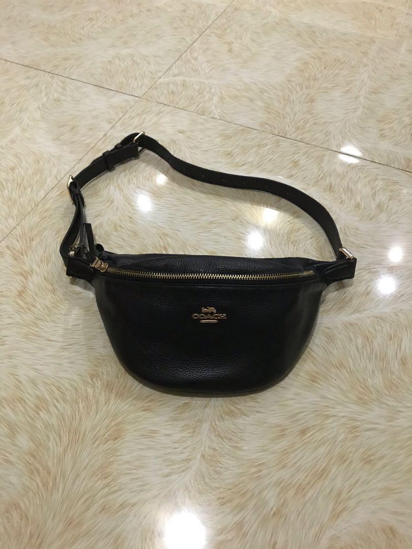 Coach Pebble Leather Belt Bag Saddle in Black, Fesyen Wanita, Tas