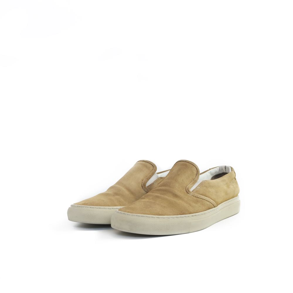 common projects slip on sneakers
