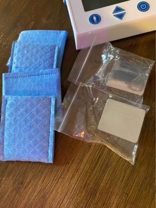 Dermadry underarm electrodes and pockets