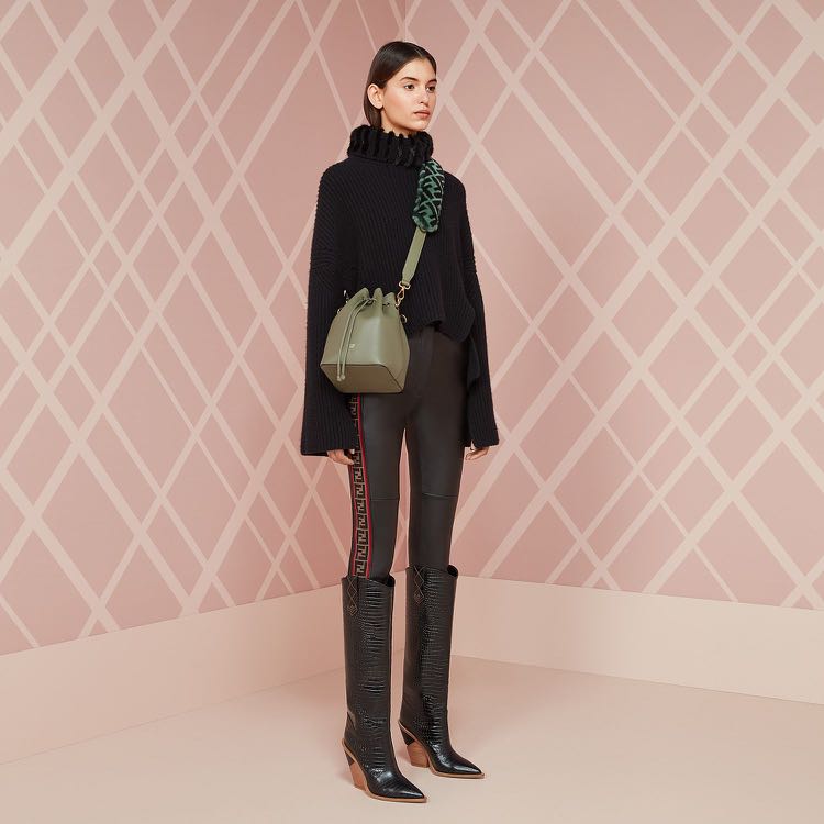Fendi mon tresor medium sales