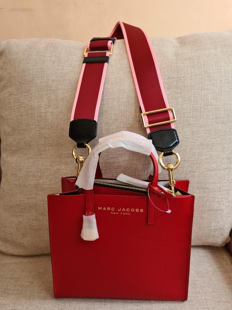 FLASH SALE BNEW PH ONHAND Marc Jacobs mini grind with guitar strap