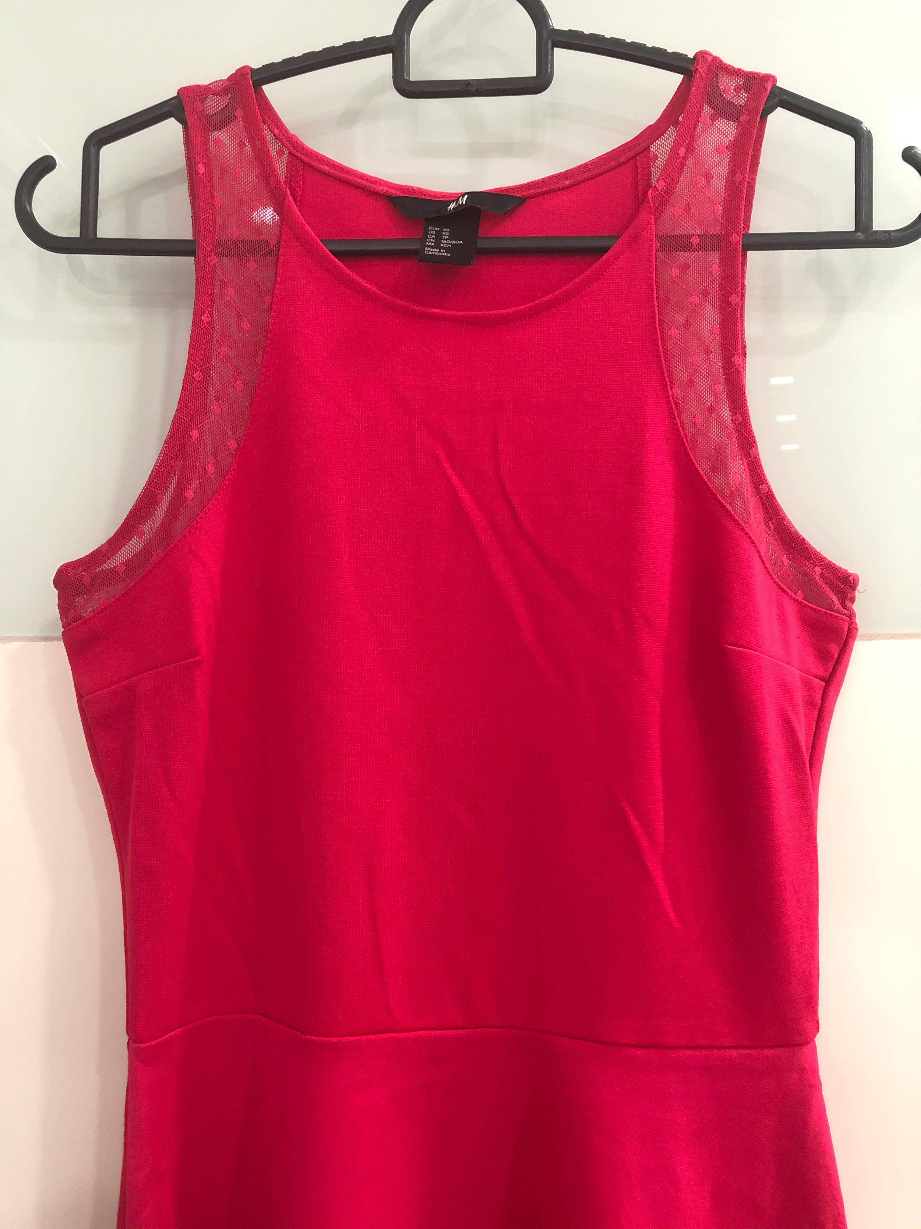 H&m red skater dress hotsell