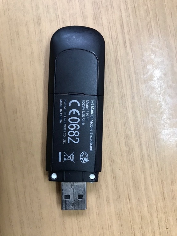 Huawei Mobile Broadband Model E1550 usb stick, Computers & Tech, Parts