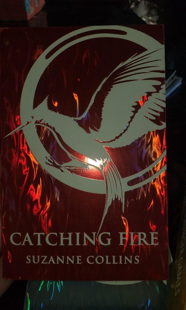 Hunger games Foil Deluxe edition, Hobbies & Toys, Books & Magazines