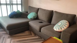 (Category: ) located in . Submitted by fiza4 (Listing ID 1090053313, Image 1). Description: .