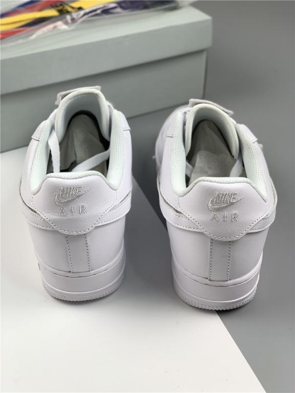 swoosh nike velcro pack