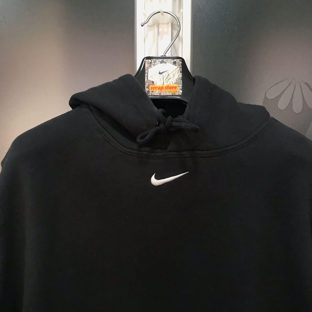 nike hoodie center logo