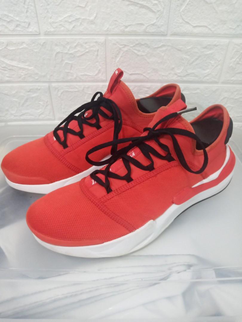 Nike shift one red top
