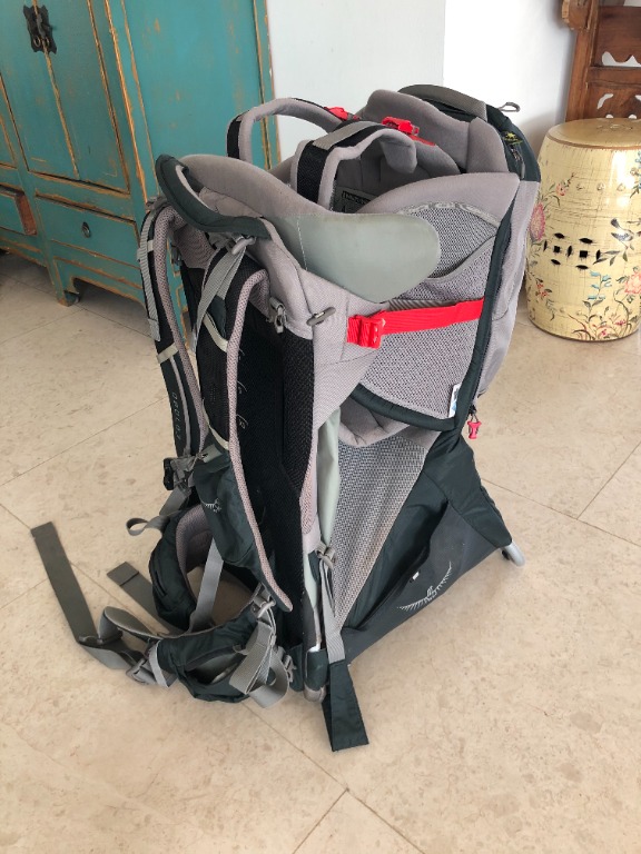 Osprey carrier, Babies & Kids, Going Out, Carriers & Slings on Carousell