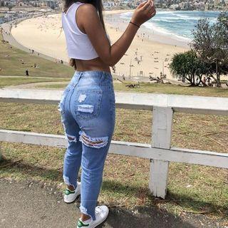 Pretty Little Thing Ripped Jeans