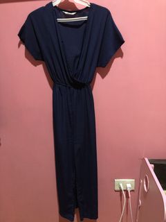 (Category: ) located in . Submitted by ysa.closet (Listing ID 1090199880, Image 1). Description: .