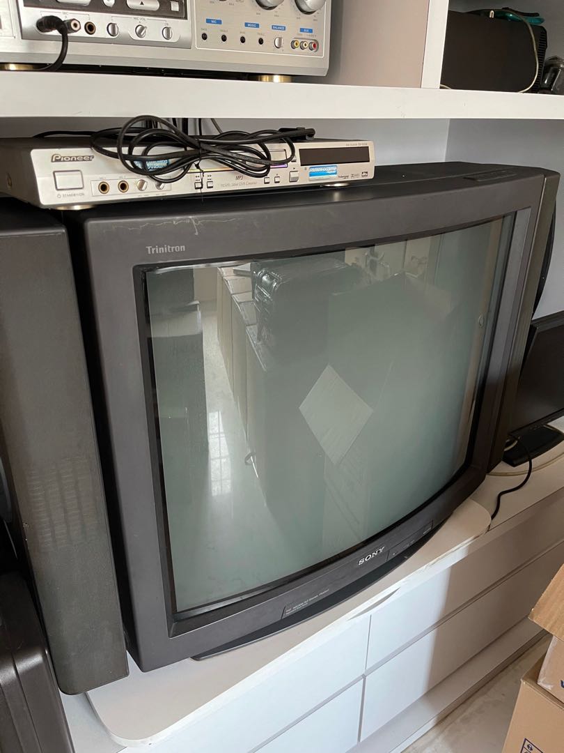 Sony old tv, TV & Home Appliances, TV & Entertainment, TV Parts & Accessories on Carousell