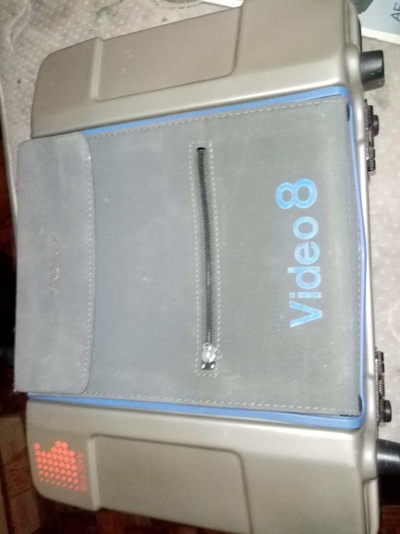 Sony Video 8 AF-E(Made in JAPAN), Photography, Video Cameras on Carousell