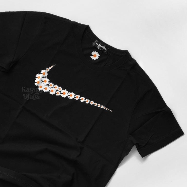 Nike para noise t shirt new arrivals