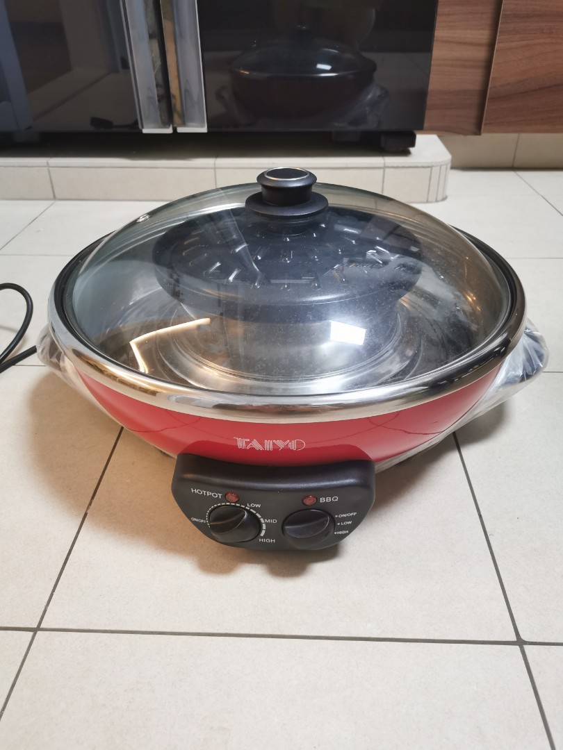 Taiyo BBQ grill with Steamboat hot pot, TV & Home Appliances, Kitchen