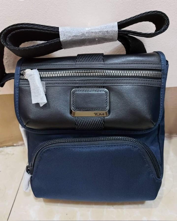 Tumi barton shop crossbody