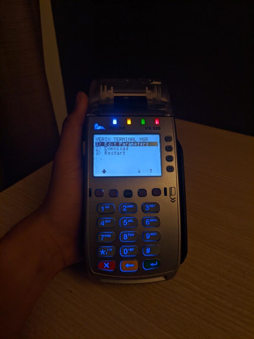 Verifone VX520 credit/debit card machine, Mobile Phones & Gadgets