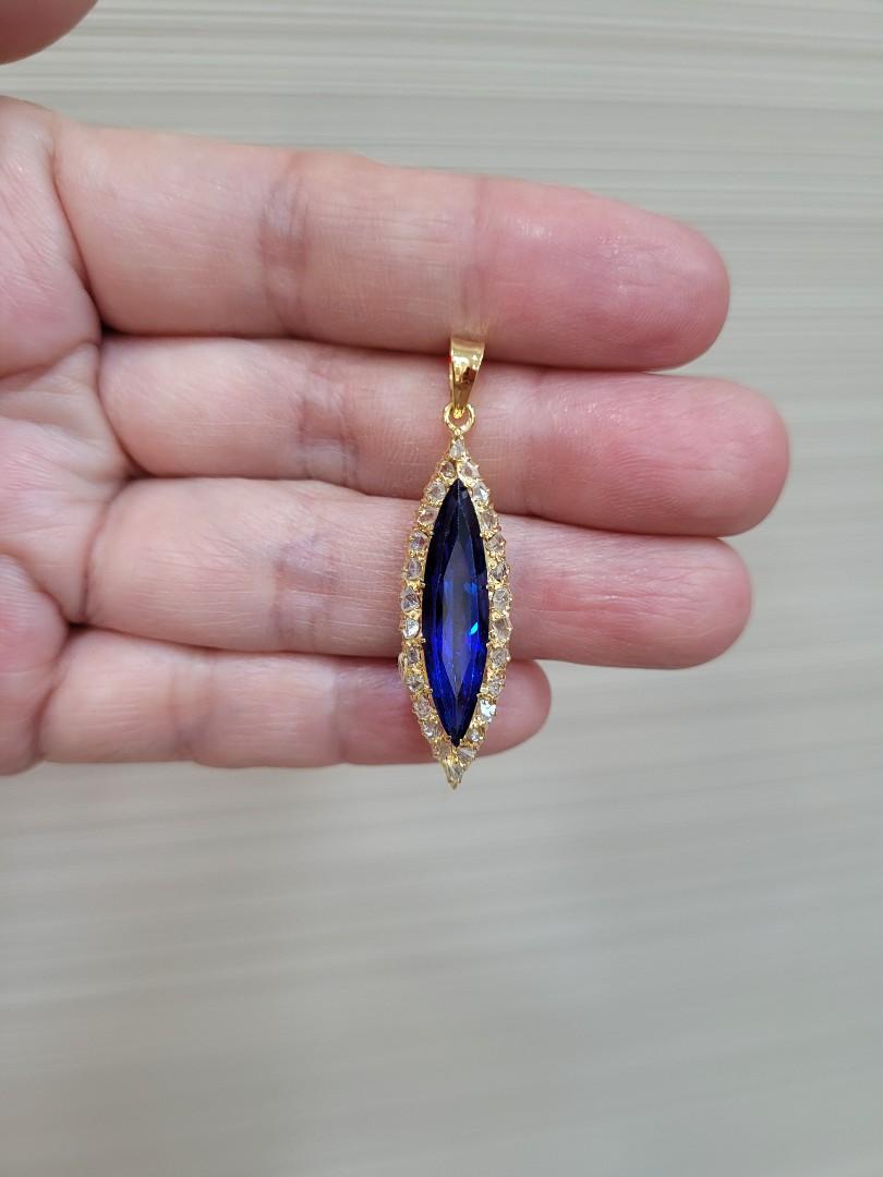 Vintage 18k Blue Ceylon Stone Pendant With Intans Malay Heritage Women S Fashion Jewelry Organisers Precious Stones On Carousell
