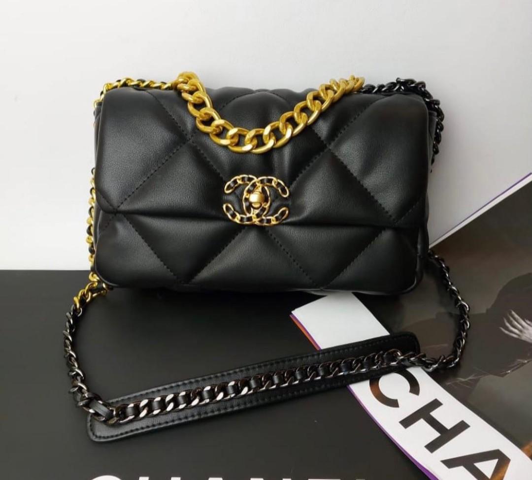 chanel small box bag