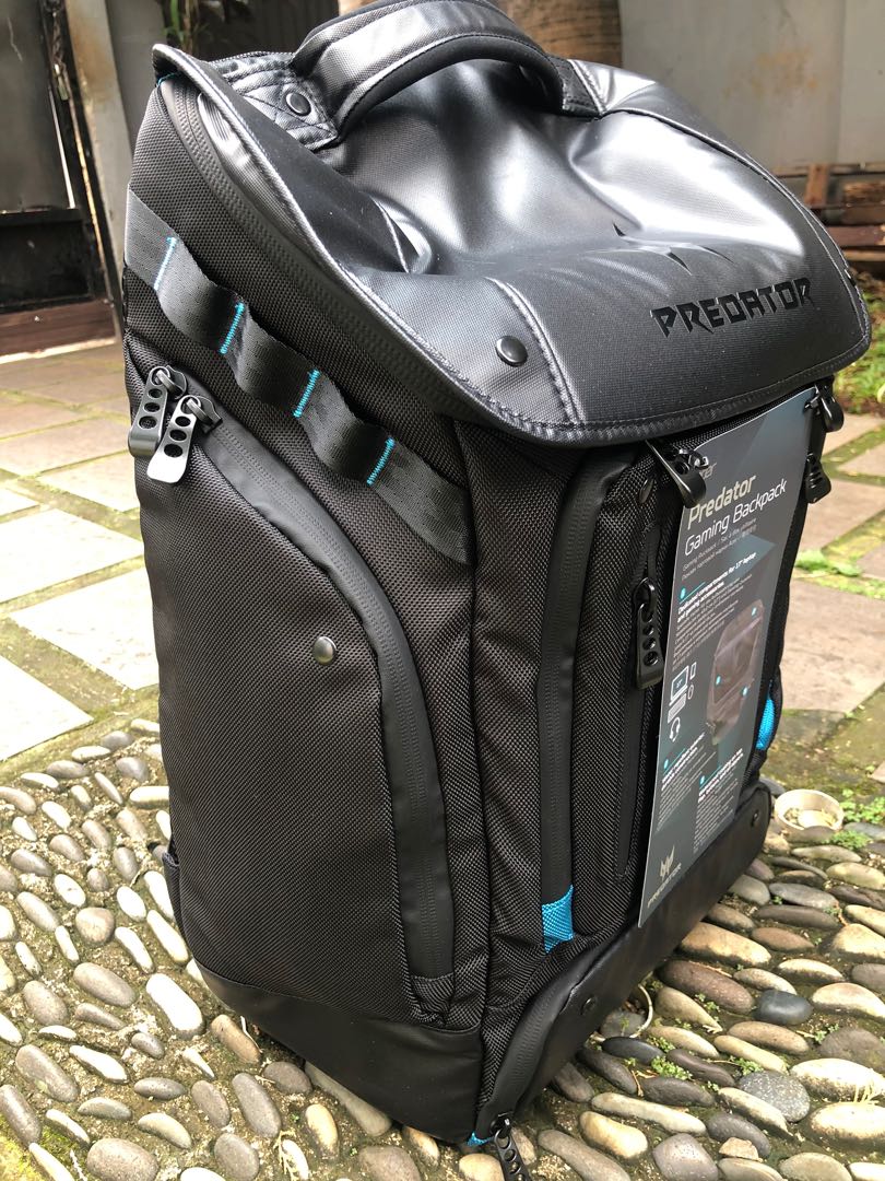 predator laptop bag