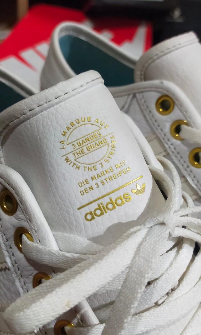 Adidas on sale matchcourt silvas