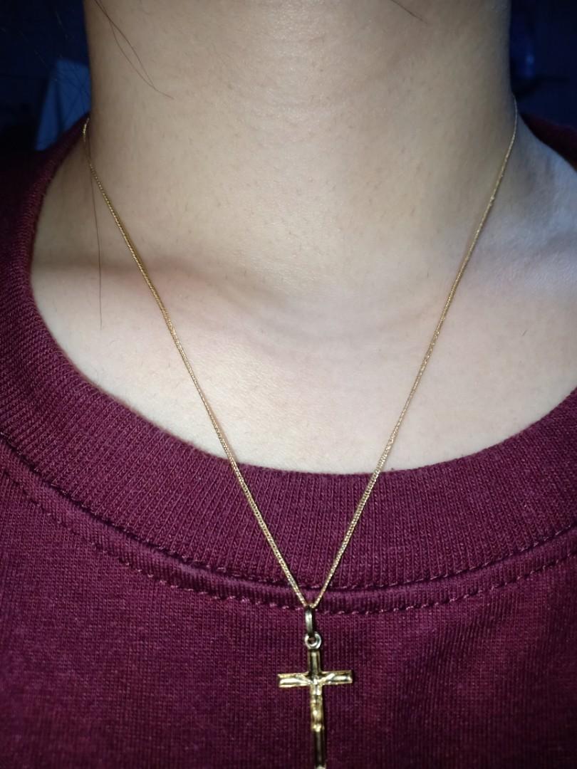 authentic gold necklace w Pendant 18k (Category: Necklaces) located in Pasig City. Submitted by lively08_29 (Listing ID 1090371932, Image 3). Description: authentic gold NECKLACE w Pendant 1.2grams Perfect gift for love ones with Box when worn Posted pawnback 2,200-2600 sf shoulder by buyer thru lbc only vwith insurance.