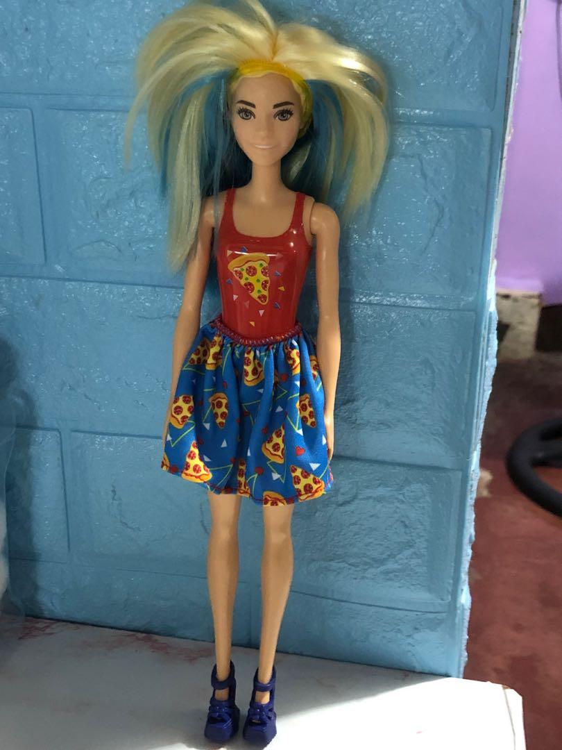 Barbie color reveal pizza sales