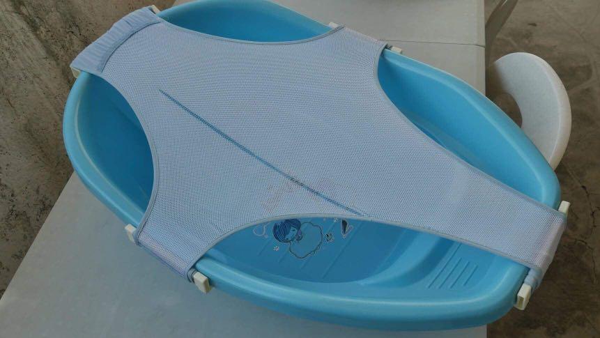 Batya For Baby Babies Kids Bathing Changing Bathtub Bath Accessories On Carousell