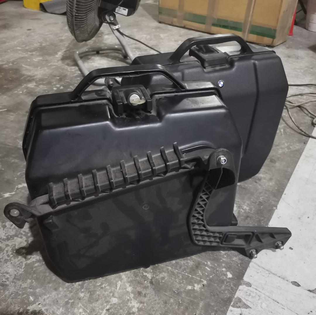 BMW original panniers / side boxes, Motorcycles, Motorcycle Accessories