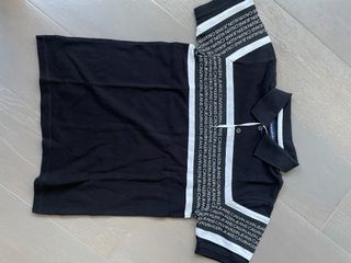 (Category: ) located in . Submitted by omascloset (Listing ID 1090344670, Image 1). Description: .