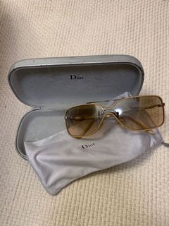 （分類：）位於 。 由 chiwah67 提交（商品編號 1090385706，圖片 1）。簡介： 。