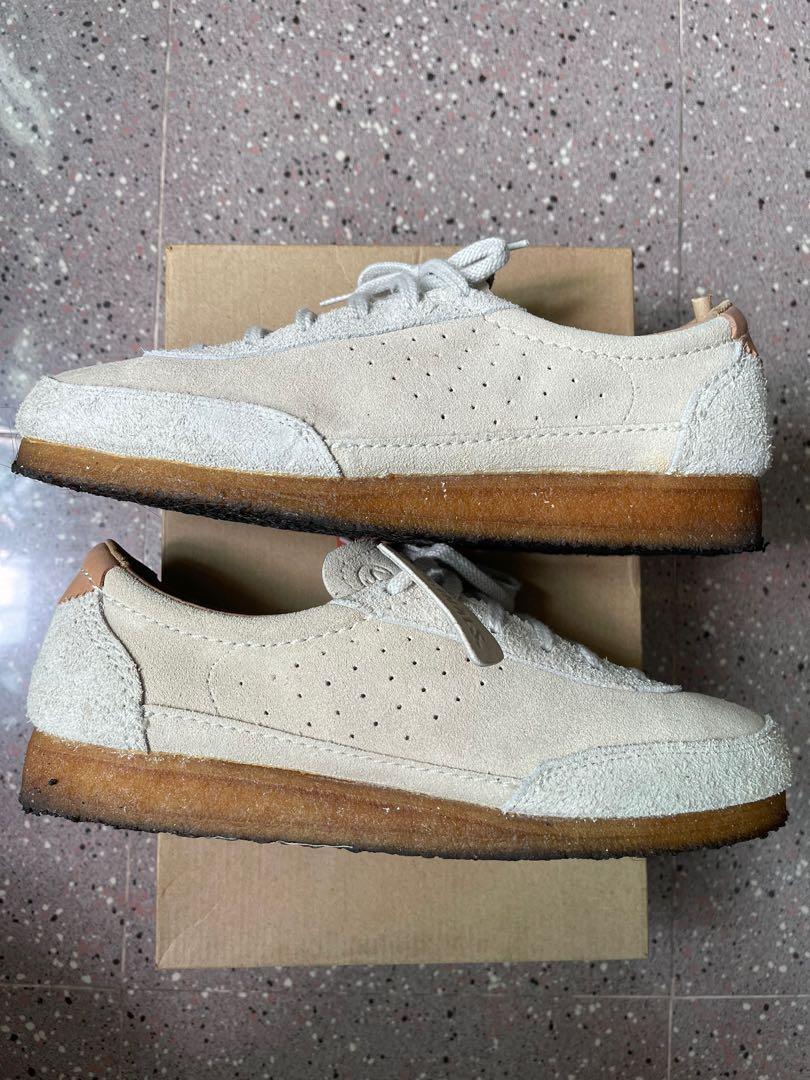 Clarks shop torcourt white