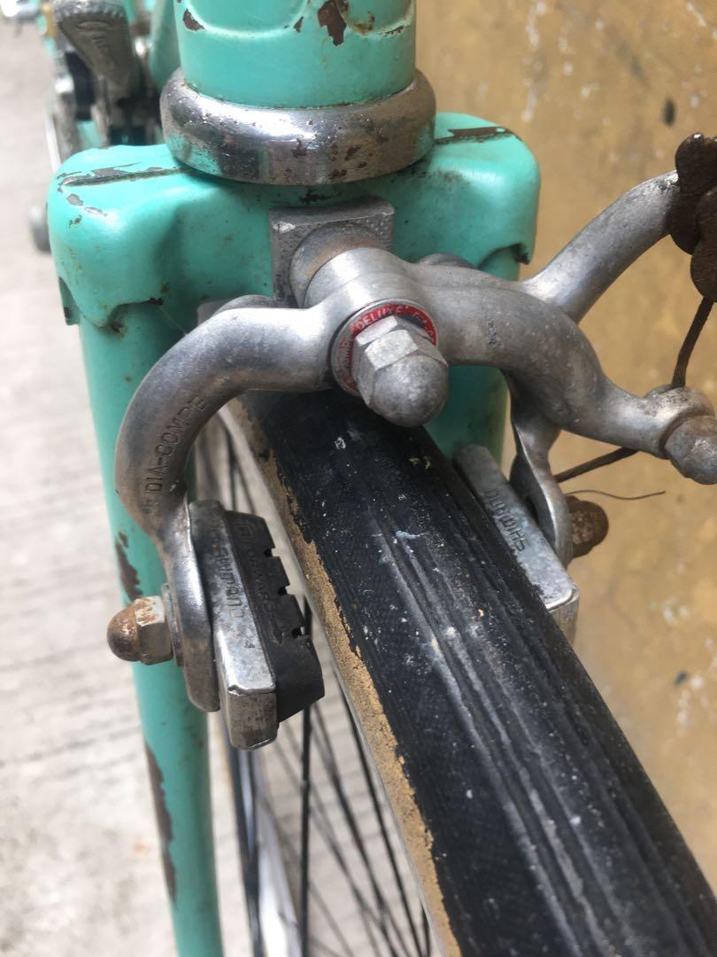 Classic Road Bike 27 wheelset (Category: Bicycles) located in Caloocan City. Submitted by japansurpluscaloocansouth (Listing ID 1090329308, Image 3). Description: Unknown classic Road Bike Crmo steel frame and fork 52st center to top 53tt center to center Aluminum standard stem SR 60 mm SR Road Champion Handlebar 38 cm Dia compe non aero brake lever Dia compe single pivot brake caliper High flange sunshine hubs with qr Shimano Friction shifter 5 