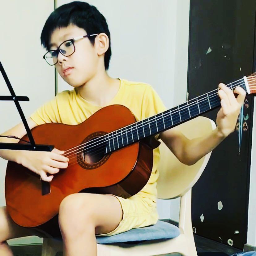 Fingerstyle/Acoustic/Classical/Electric Guitar Lesson 1 TO 1 CLASS