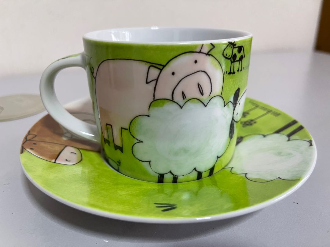 Coffee Cup with underliner, Everything Else on Carousell